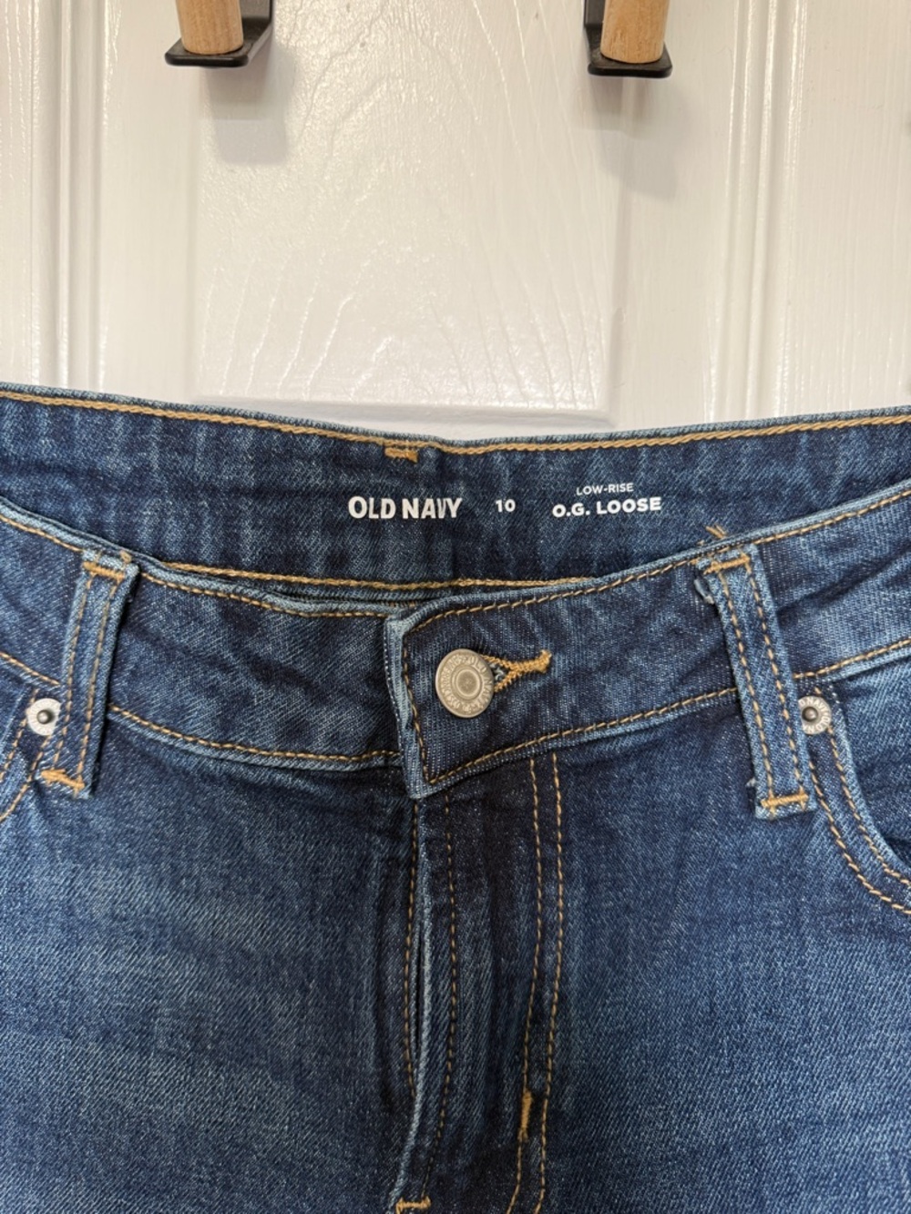 Old Navy women’s OG Loose low rise jeans NWT size 10 blue straight leg - Picture 2 of 7